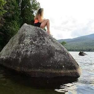 Meet your Posher, Whitney